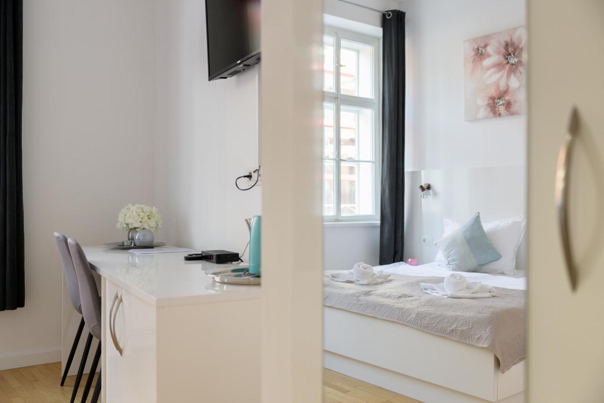 Niva Rooms & Studio Apartment Zagreb Exterior photo
